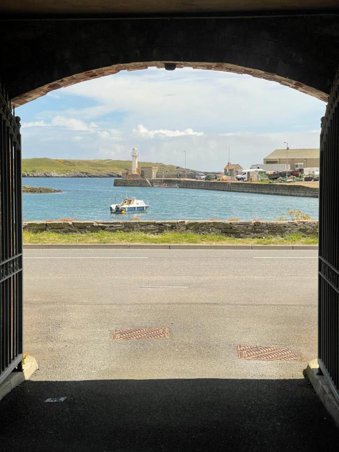 Lovely Apartment Overlooking The Harbour And Bay Ardglass Bagian luar foto