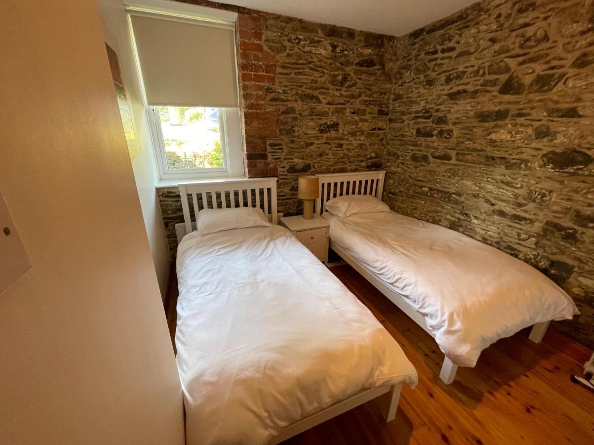 Lovely Apartment Overlooking The Harbour And Bay Ardglass Bagian luar foto
