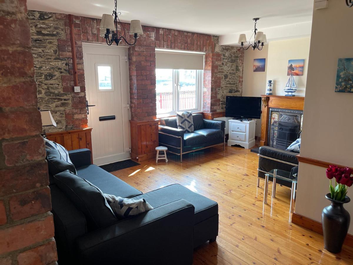 Lovely Apartment Overlooking The Harbour And Bay Ardglass Bagian luar foto